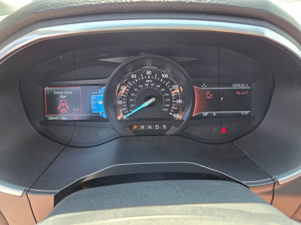 Used 2016 Ford Edge Titanium image 32