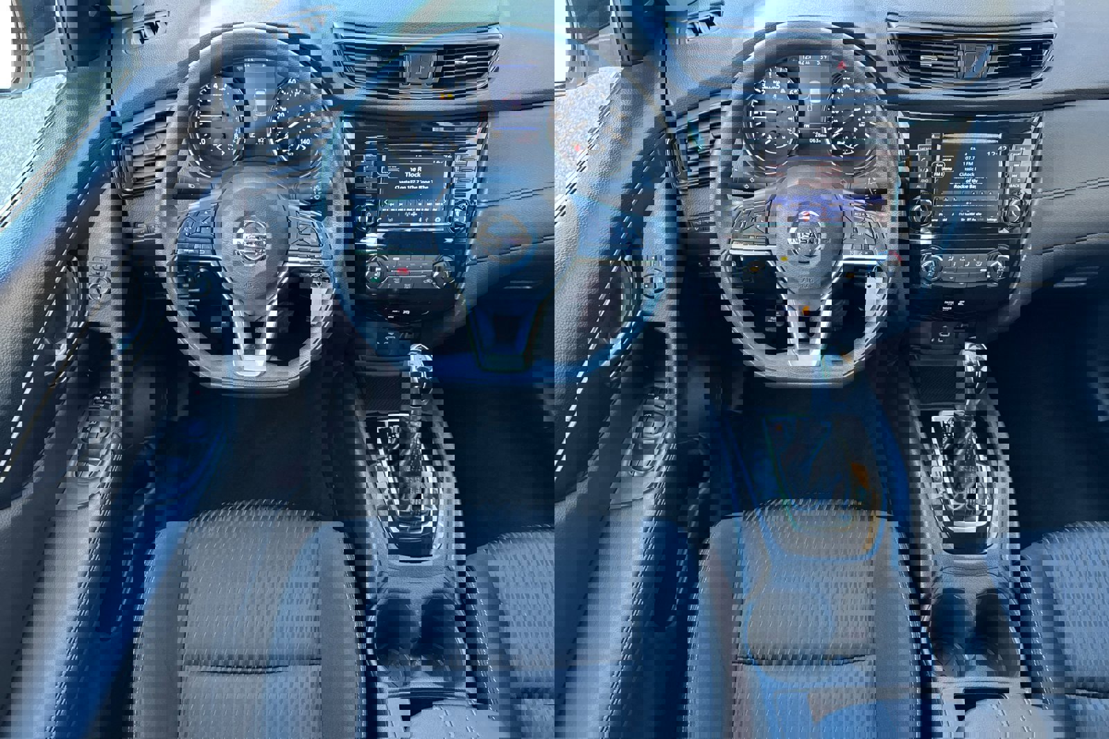 Used 2020 Nissan Rogue S image 15