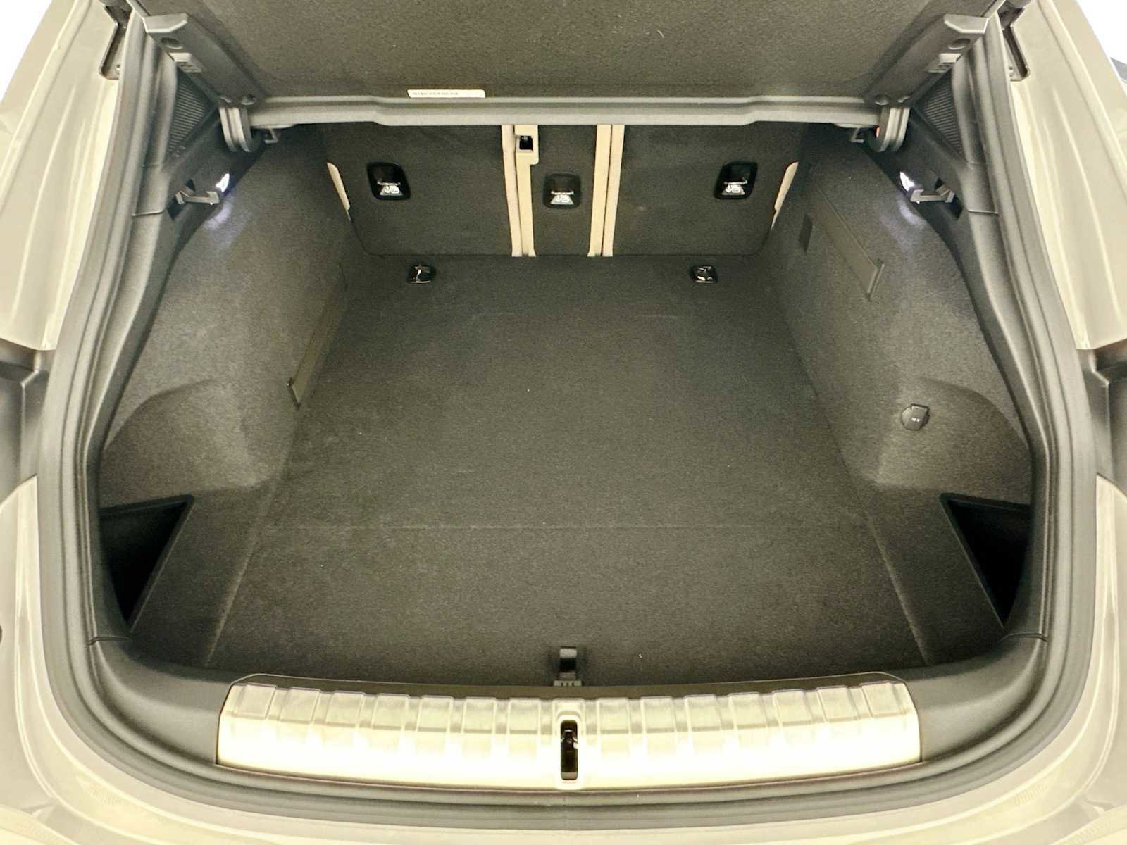 New 2025 Porsche Taycan 4S image 26