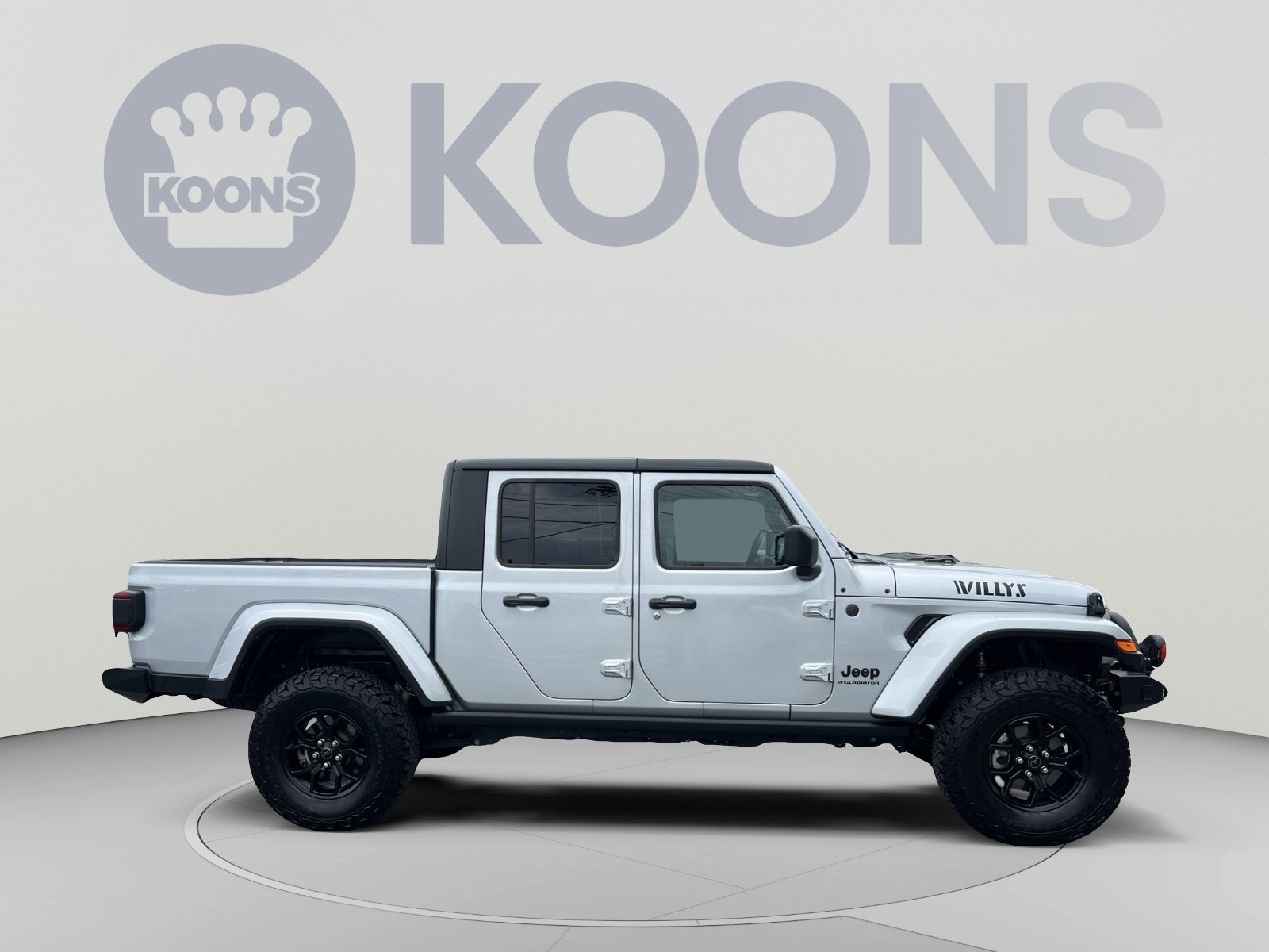 Used 2024 Jeep Gladiator Sport AWD/4WD image 8