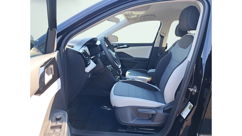 New 2025 Volkswagen Taos S AWD/4WD image 10