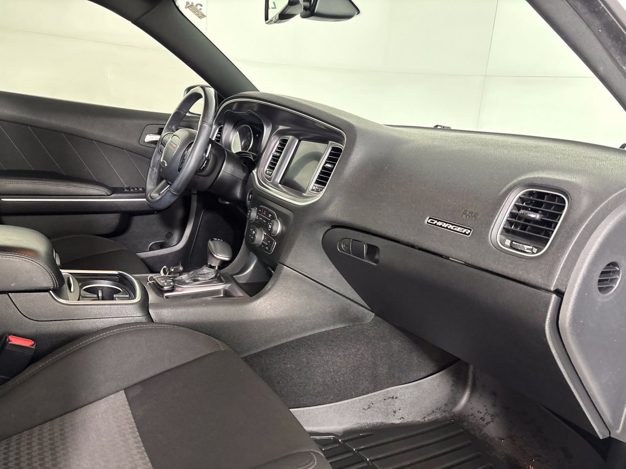Used 2019 Dodge Charger Scat Pack RWD image 30