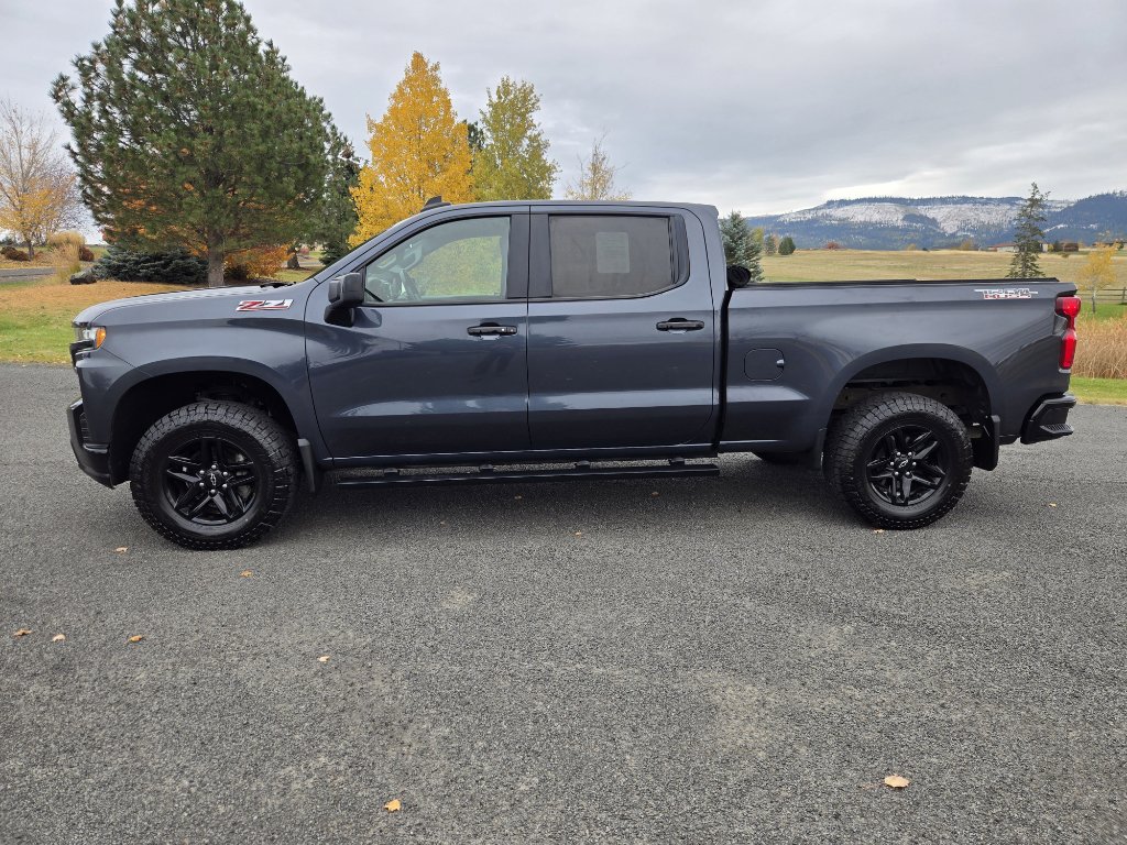 Used 2022 Chevrolet Silverado 1500 LT Trail Boss w/ LPO, Dark Essentials Package image 13