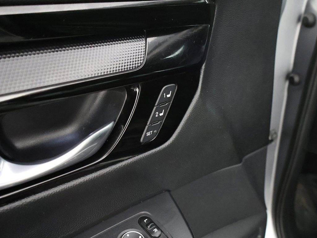 Used 2024 Honda CR-V Sport Touring image 43