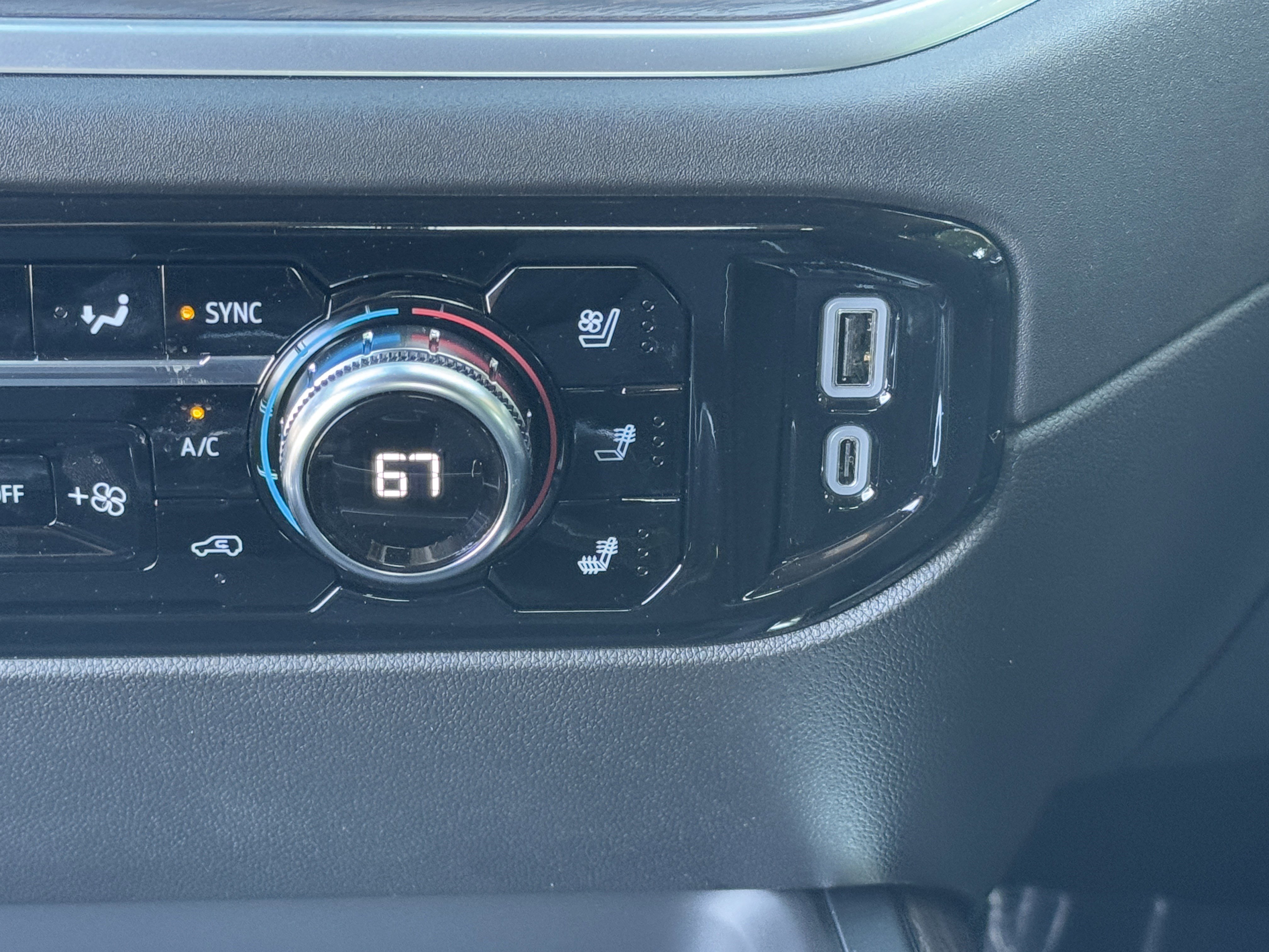 New 2026 GMC Sierra 2500 SLT w/ SLT Premium Package image 26