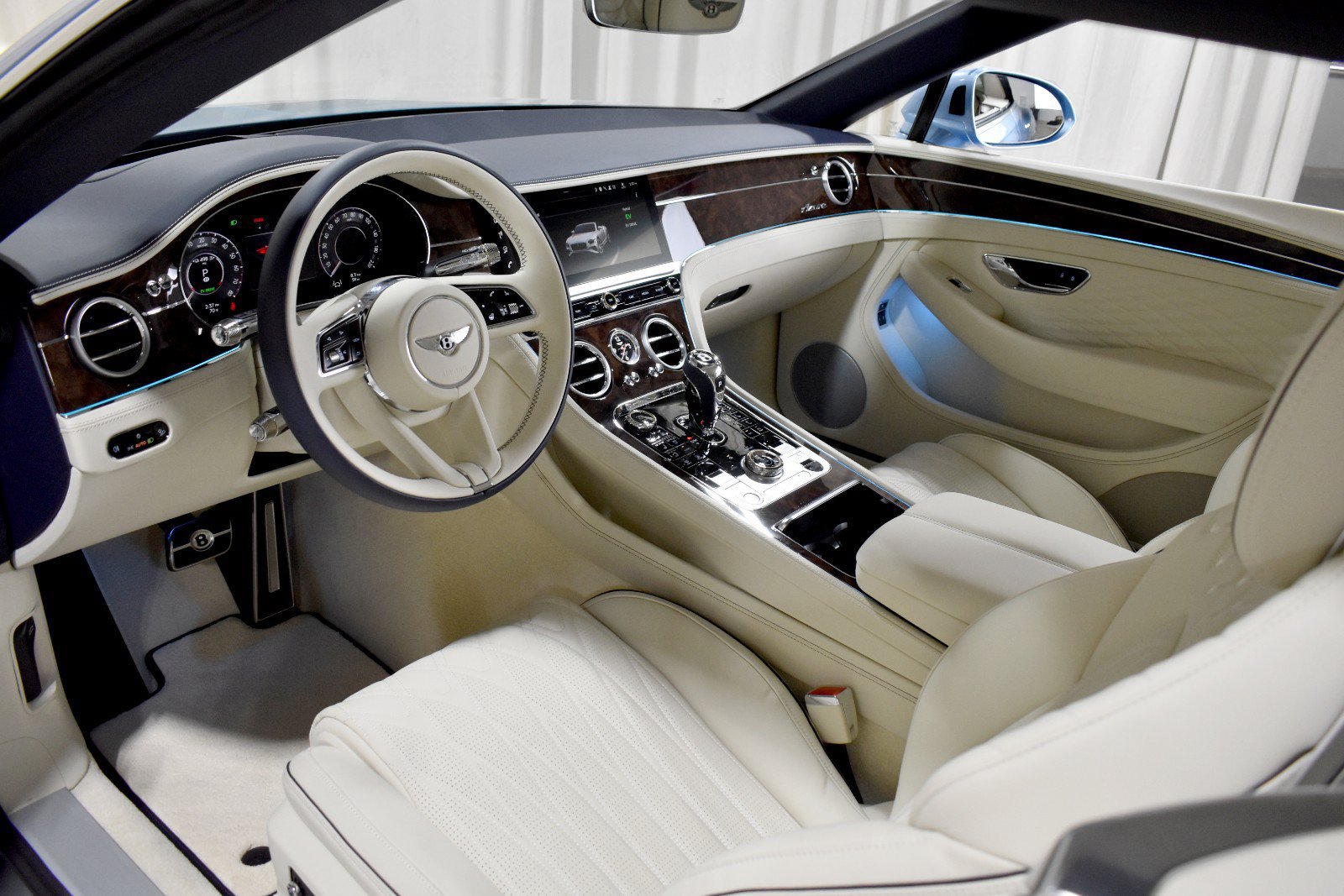 New 2026 Bentley Continental GT AWD/4WD image 28