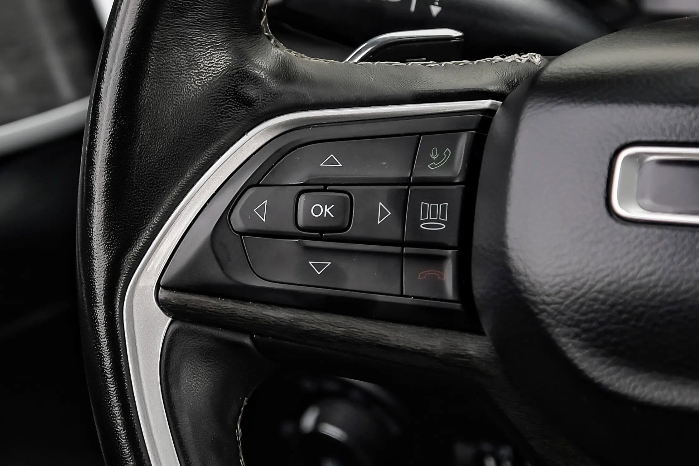 Used 2021 Jeep Grand Cherokee L Limited w/ Trailer Tow Group (B) image 22