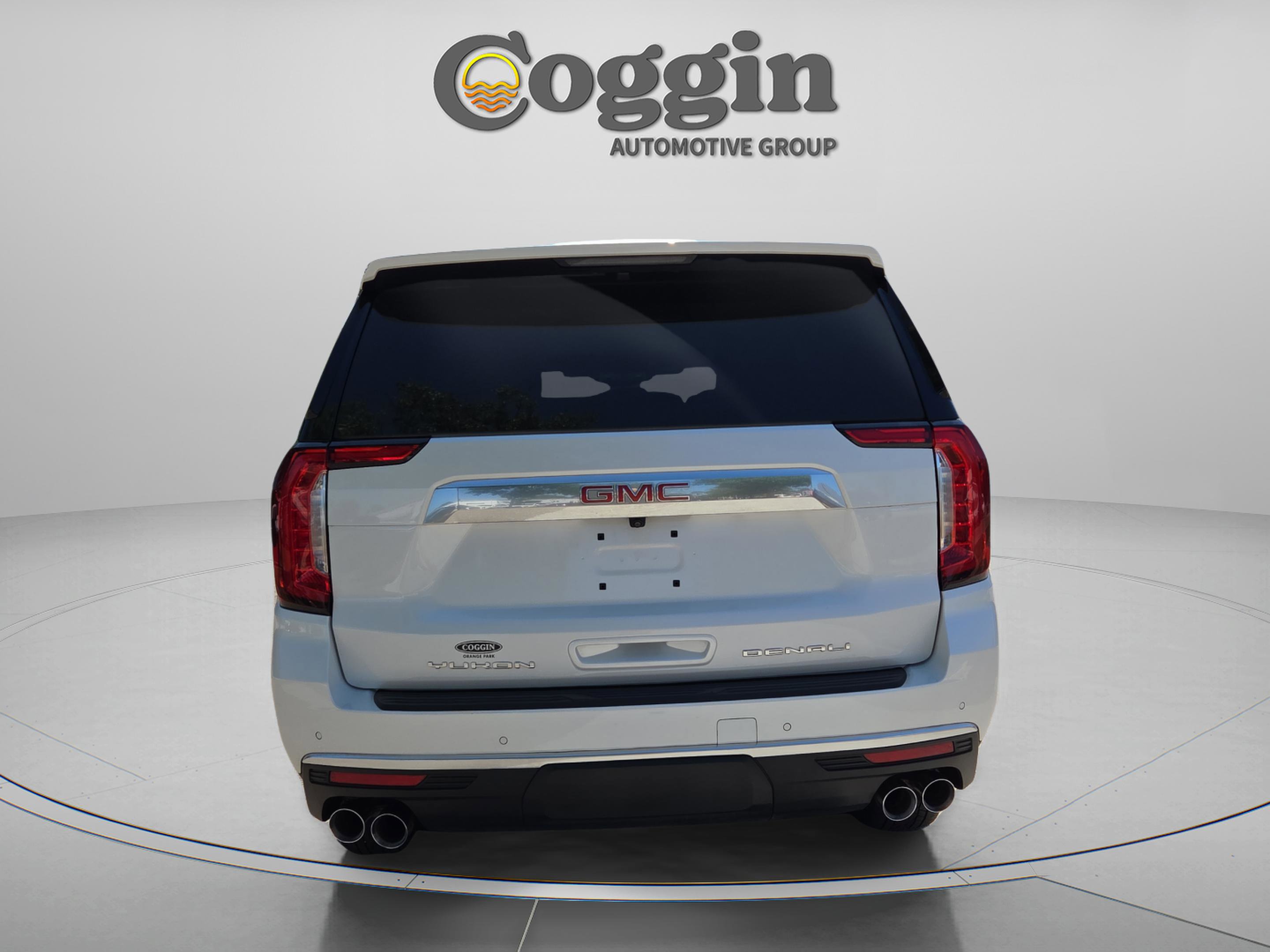 Used 2024 GMC Yukon Denali RWD image 4