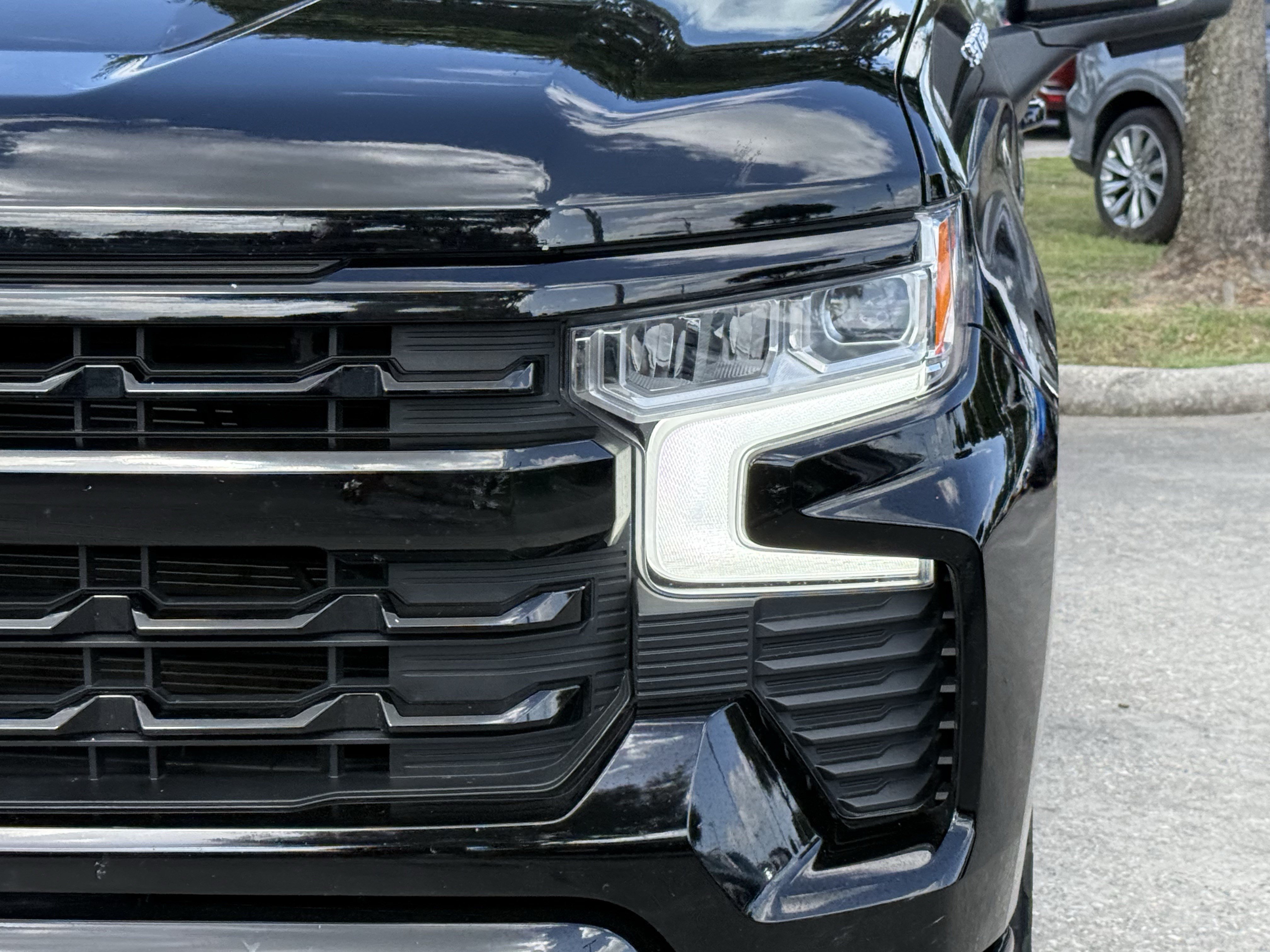 Used 2025 Chevrolet Silverado 1500 RST AWD/4WD image 11