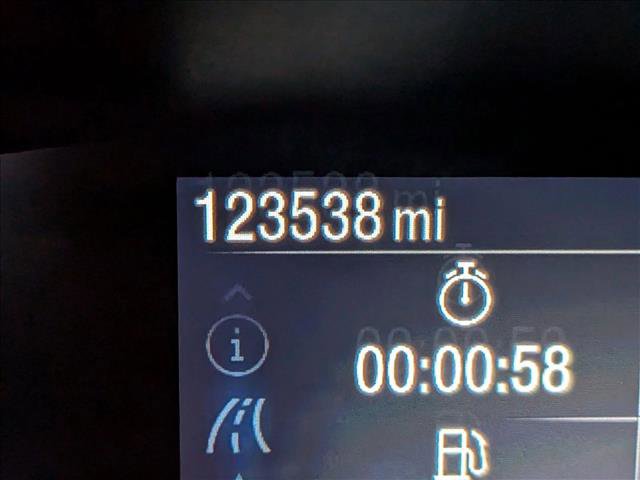 Used 2020 Ford Escape SE image 10