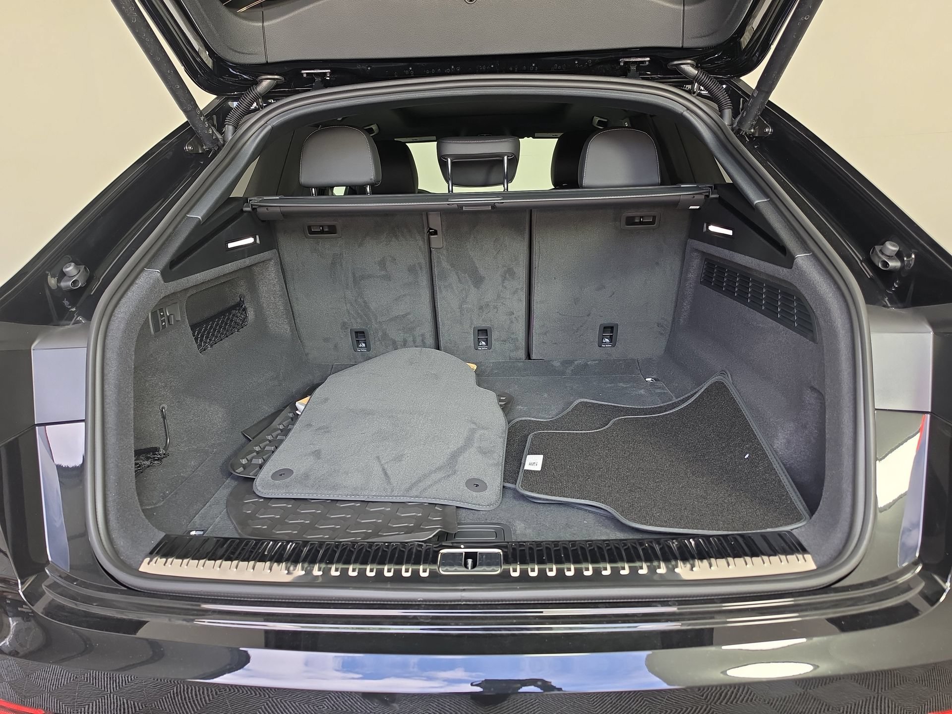 New 2026 Audi Q8 Premium Plus AWD/4WD image 10