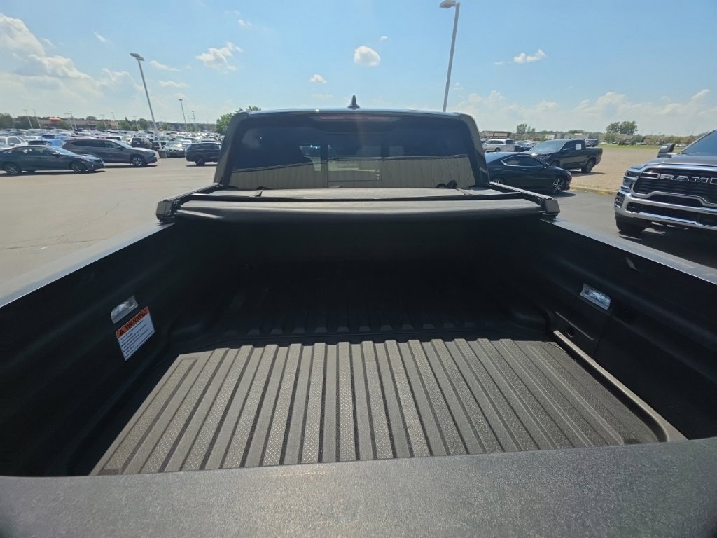 Certified 2025 Honda Ridgeline Black Edition image 7