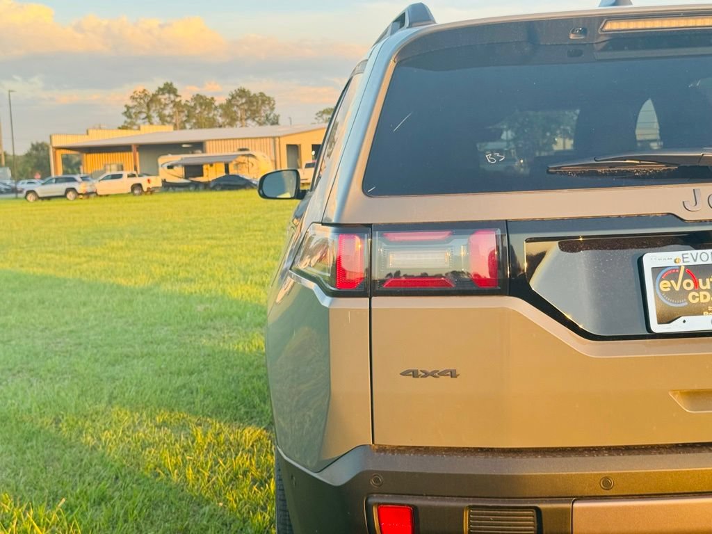 New 2026 Jeep Cherokee Overland AWD/4WD image 34
