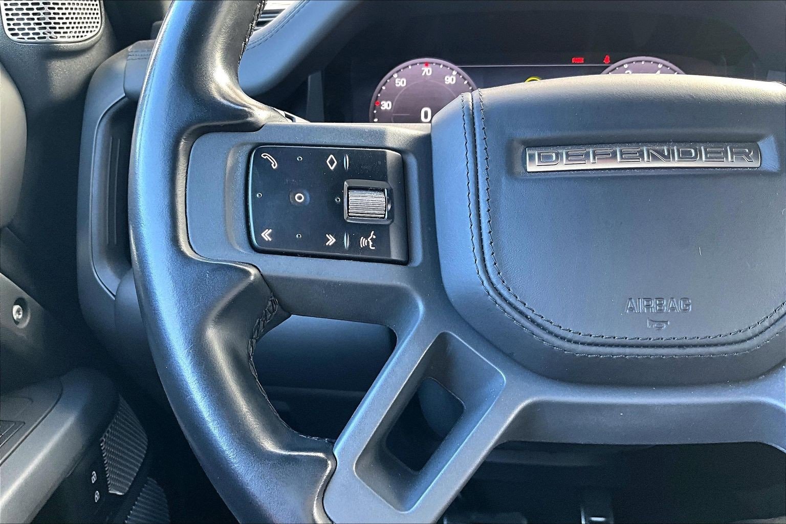 Used 2023 Land Rover Defender 130 X image 18