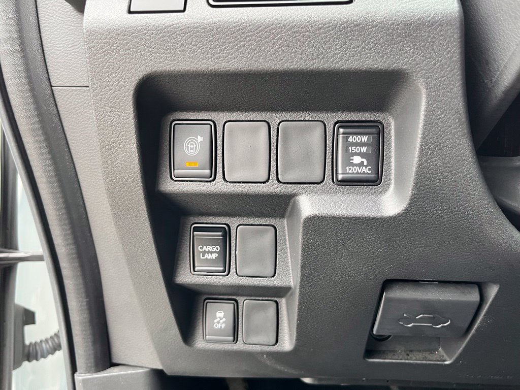 Used 2025 Nissan Frontier SV w/ SV Convenience Package RWD image 29