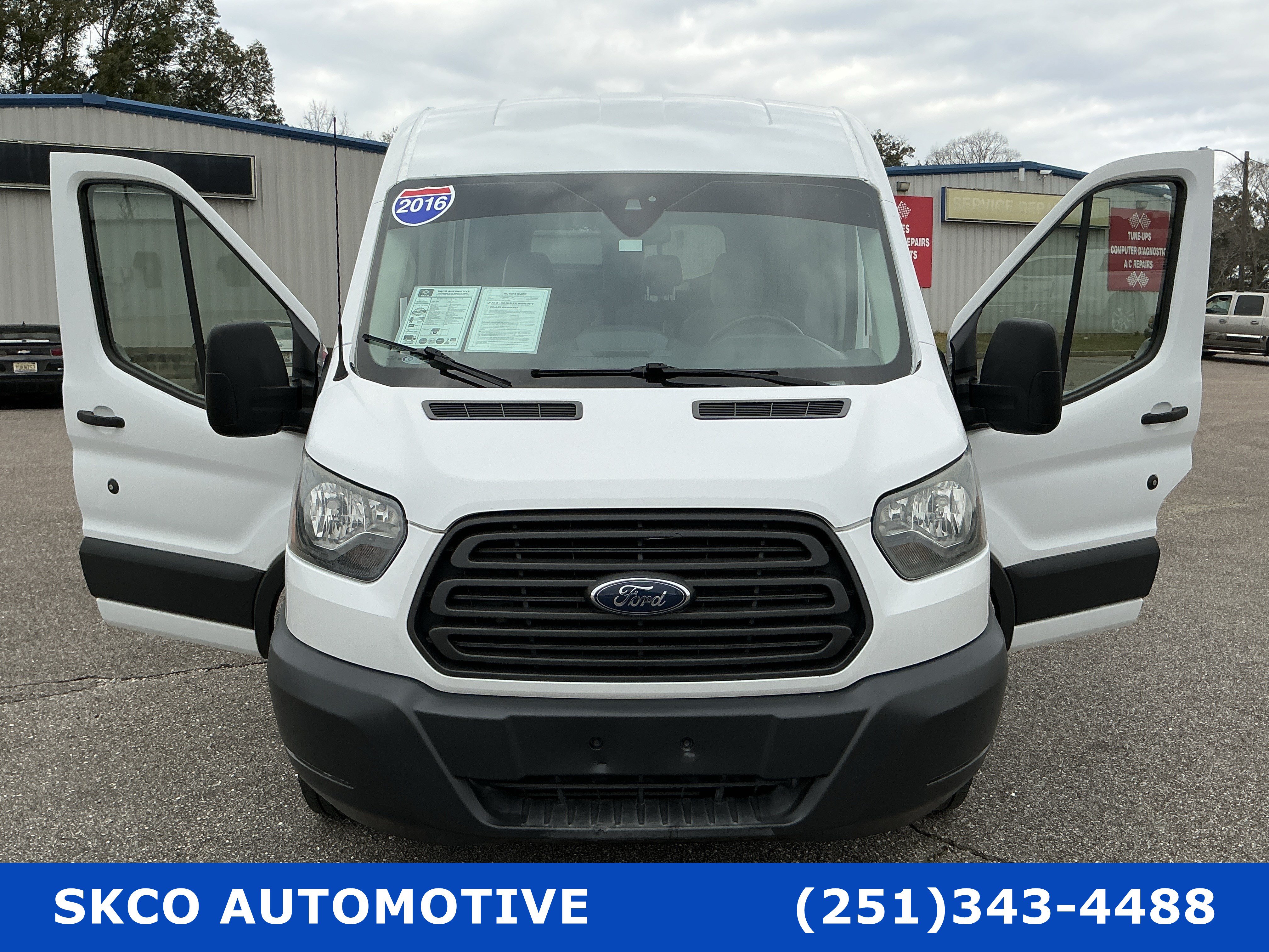 Used 2016 Ford Transit 350 XL RWD image 32