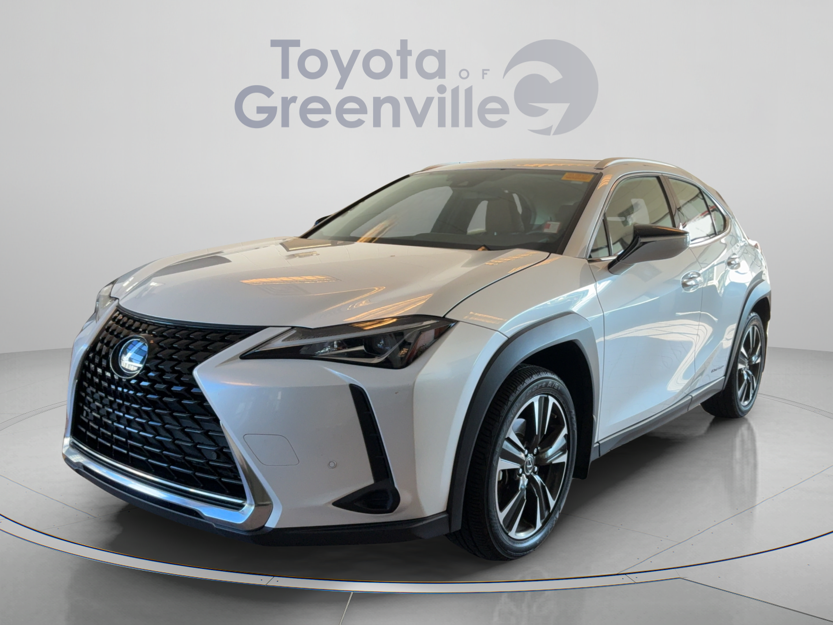 Used 2022 Lexus UX 250h w/ Accessory Package (Z2)
