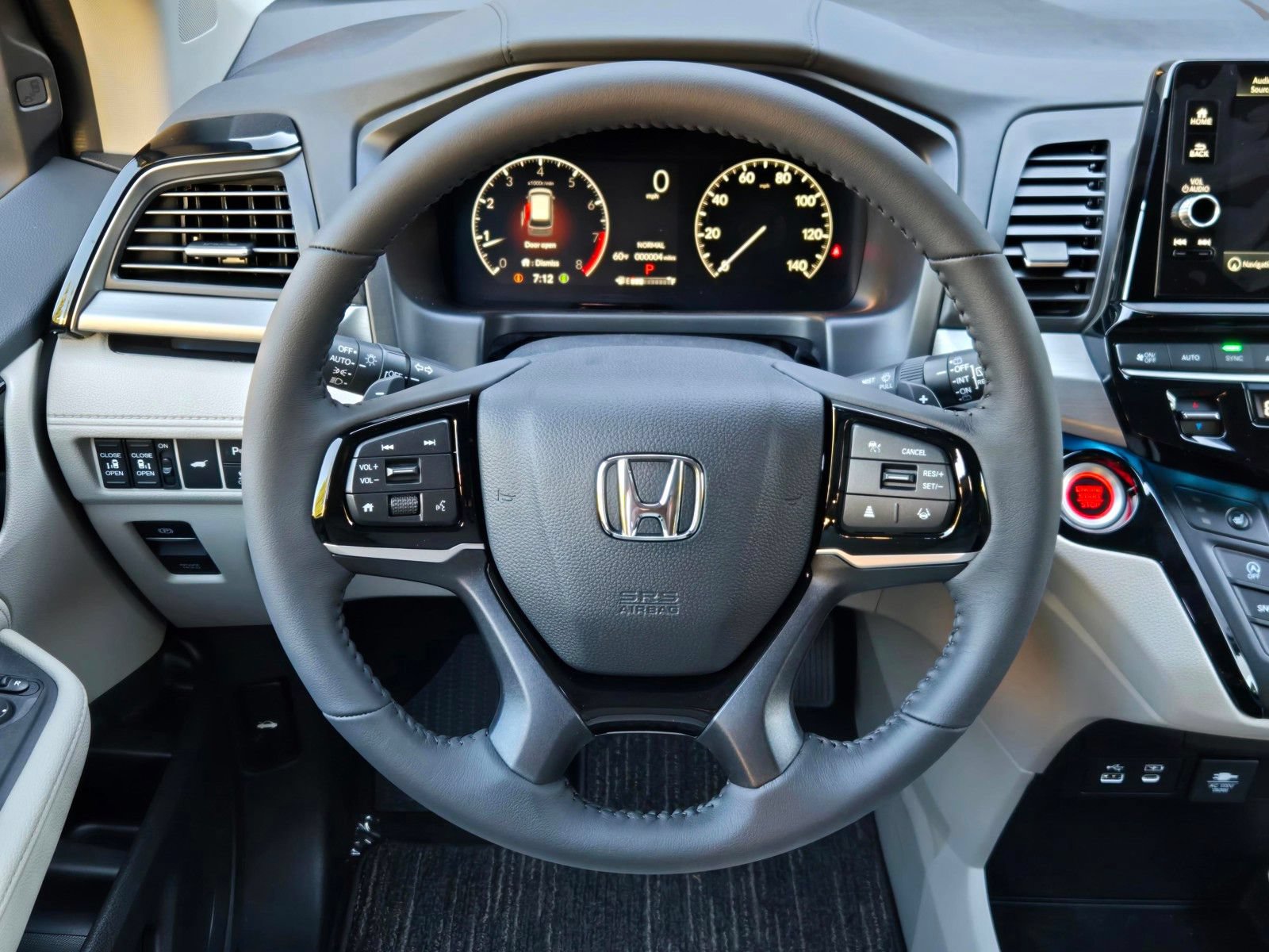 New 2026 Honda Odyssey Touring image 14