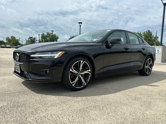 Certified 2023 Volvo S60 B5 Plus w/ Climate Package FWD image 4