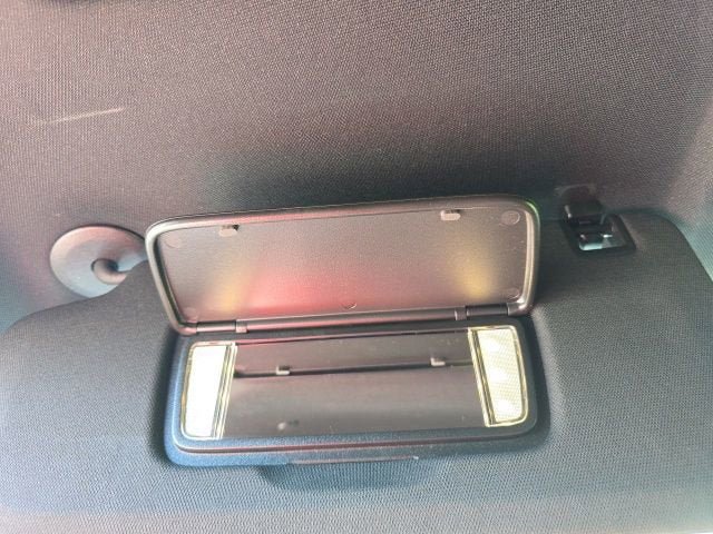Used 2023 Chevrolet Traverse LT FWD image 22