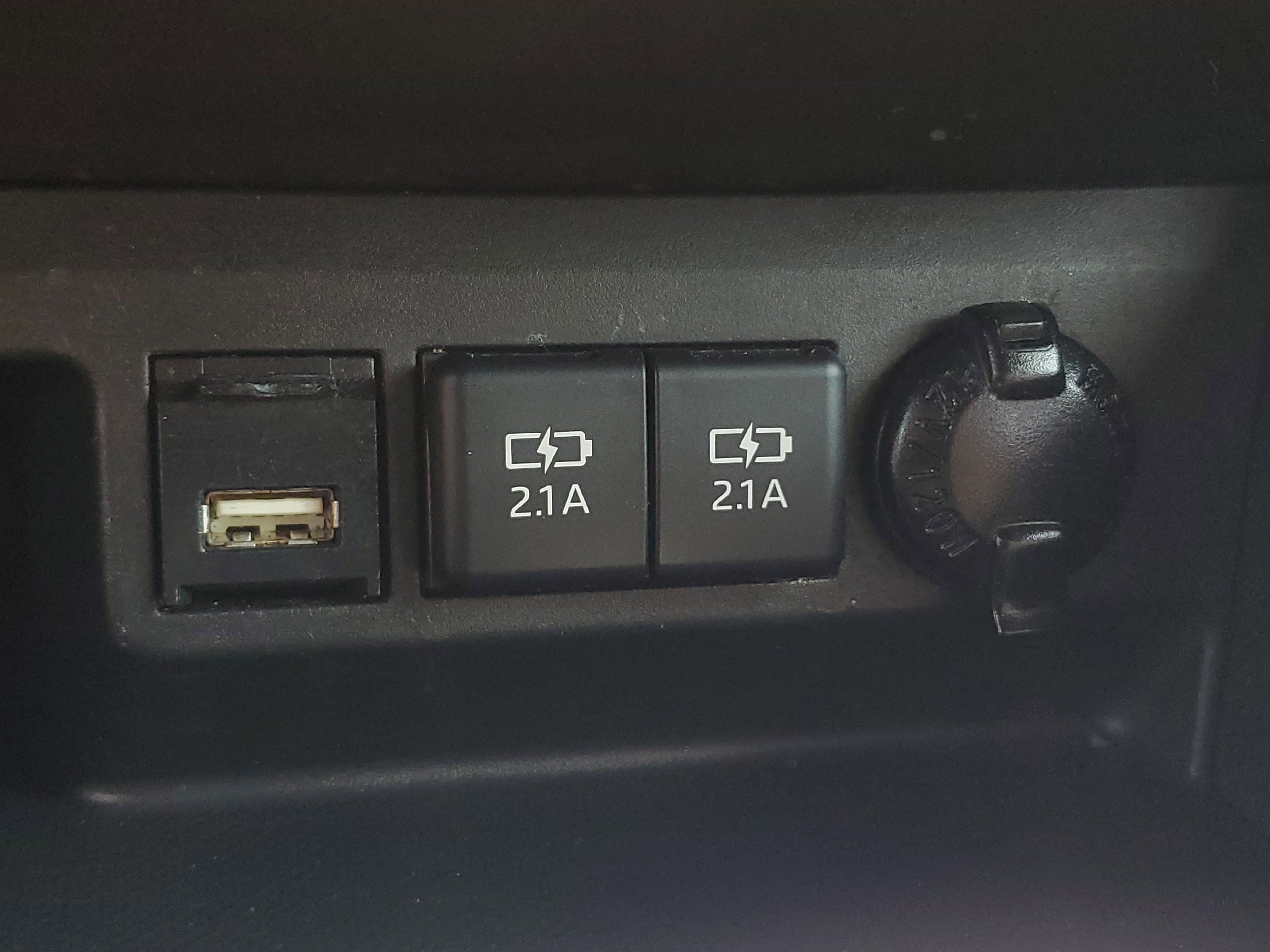 Used 2021 Toyota Highlander XSE AWD/4WD image 27