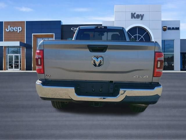 Used 2024 RAM 2500 Tradesman w/ Towing Technology Group image 4