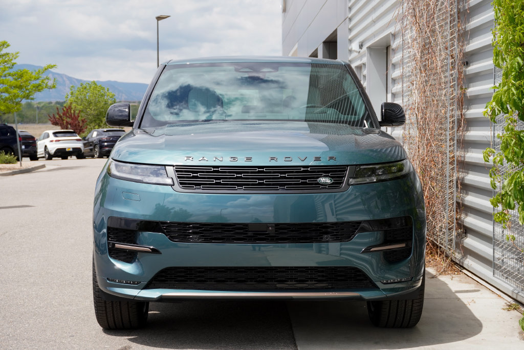 New 2026 Land Rover Range Rover Sport Dynamic SE AWD/4WD image 5