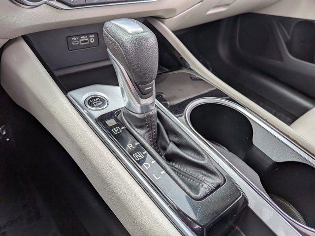 Used 2024 Nissan Altima 2.5 SV image 18
