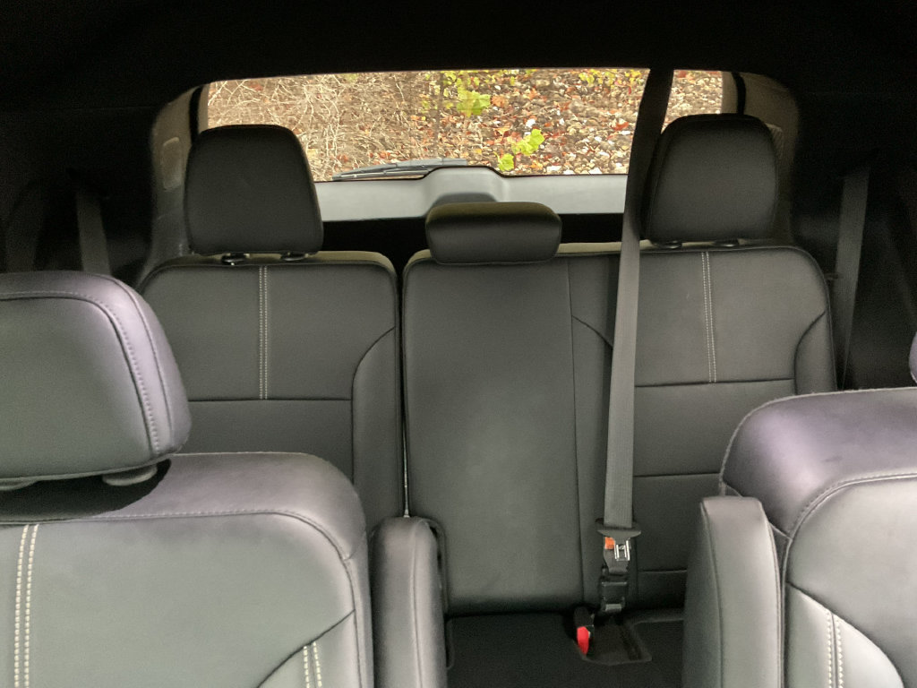 Used 2026 GMC Acadia Elevation w/ Elevation Premium Package AWD/4WD image 17