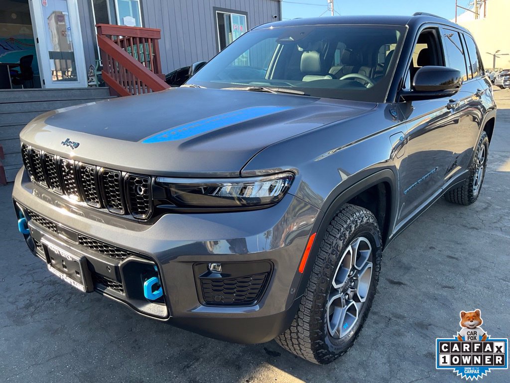 Used 2023 Jeep Grand Cherokee Trailhawk w/ Advanced Protech Group II AWD/4WD image 95