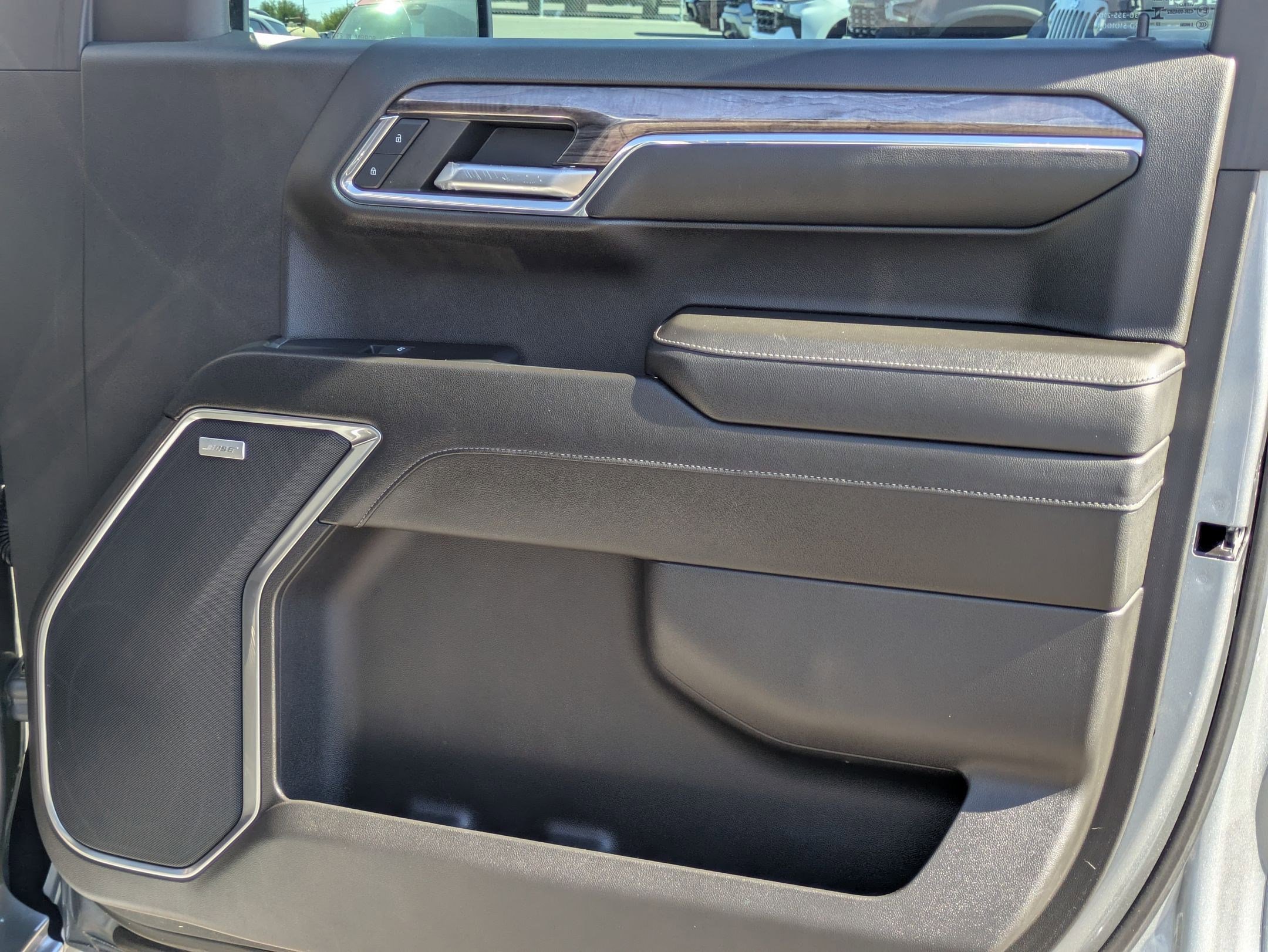 Used 2023 Chevrolet Silverado 1500 LTZ w/ Z71 Off-Road Package image 29