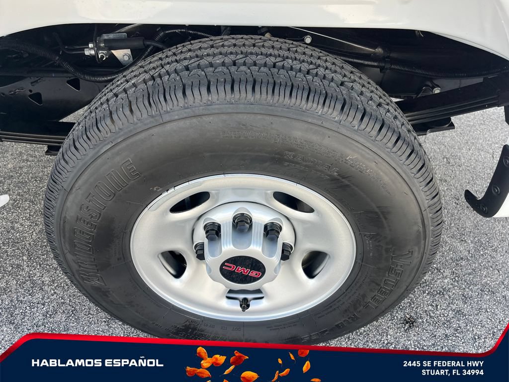 New 2026 GMC Savana 2500 w/ Driver Convenience Package RWD image 9