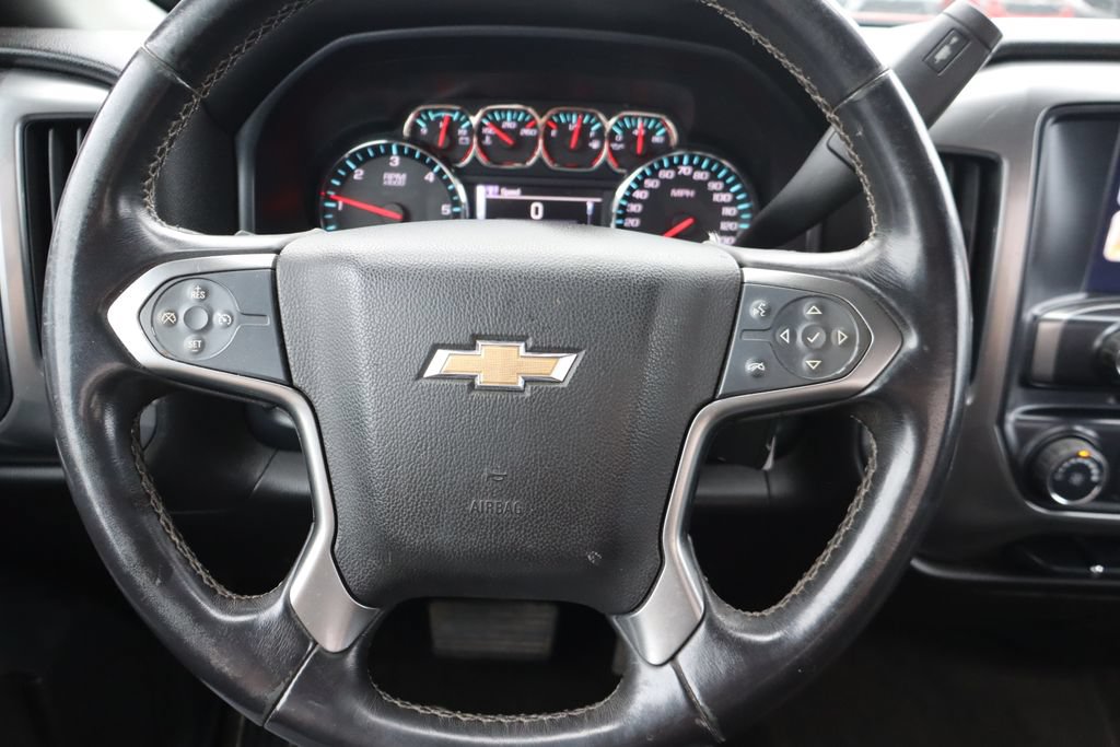 Used 2016 Chevrolet Silverado 1500 LT w/ LT Convenience Package AWD/4WD image 5