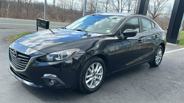 Used 2016 MAZDA MAZDA3 i Touring w/ Popular Equipment Package image 2