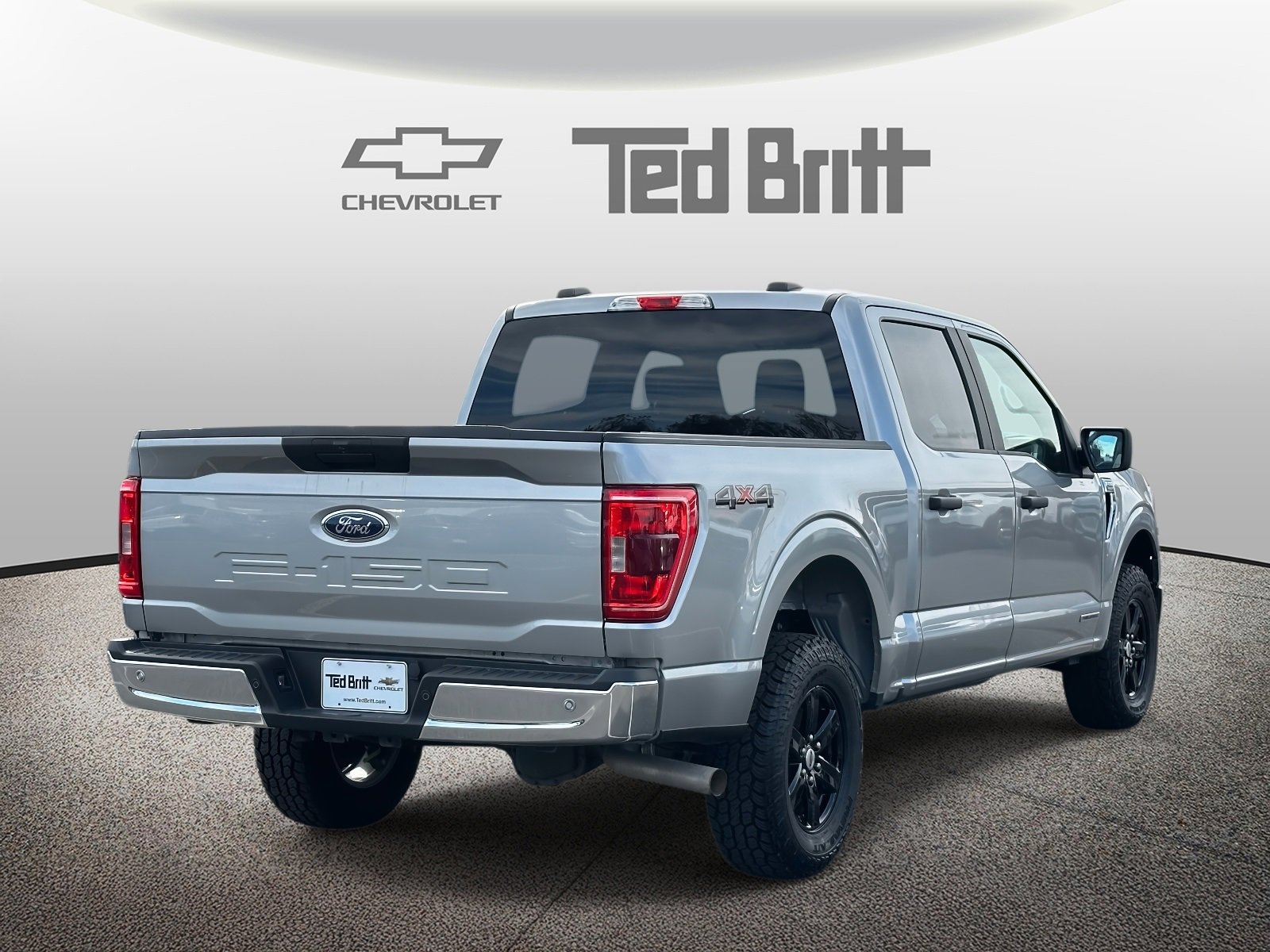 Used 2022 Ford F150 XLT image 4