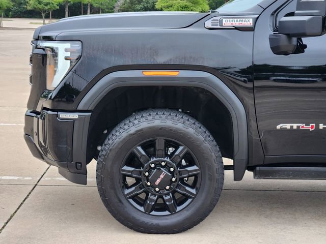 Used 2025 GMC Sierra 2500 AT4 w/ AT4 Premium Plus Package AWD/4WD image 8