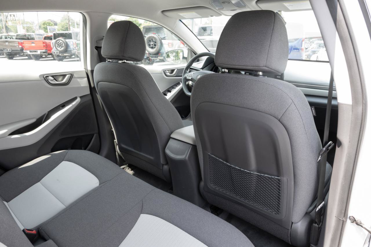 Used 2020 Hyundai Ioniq Blue FWD image 27