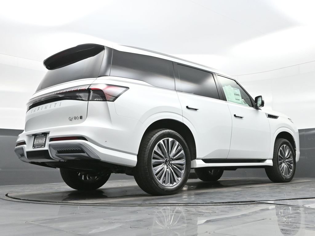 Used 2025 INFINITI QX80 Sensory image 14