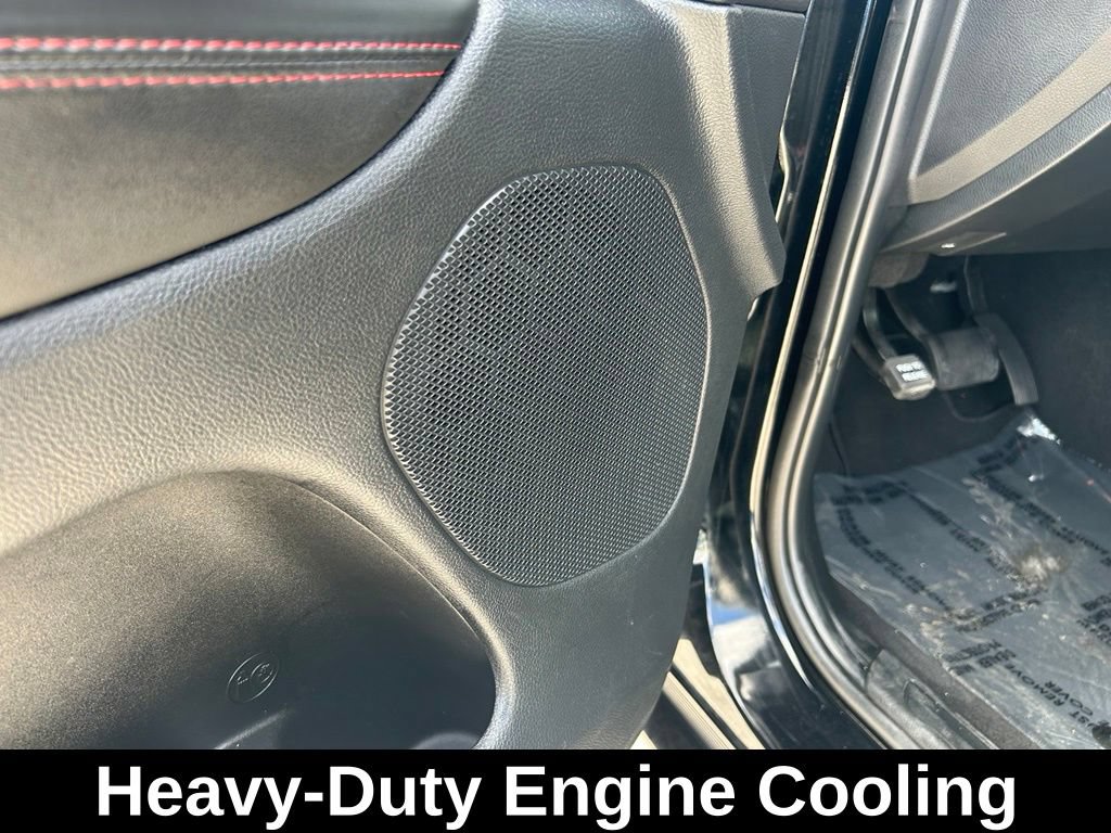 Used 2024 Dodge Durango GT RWD image 17