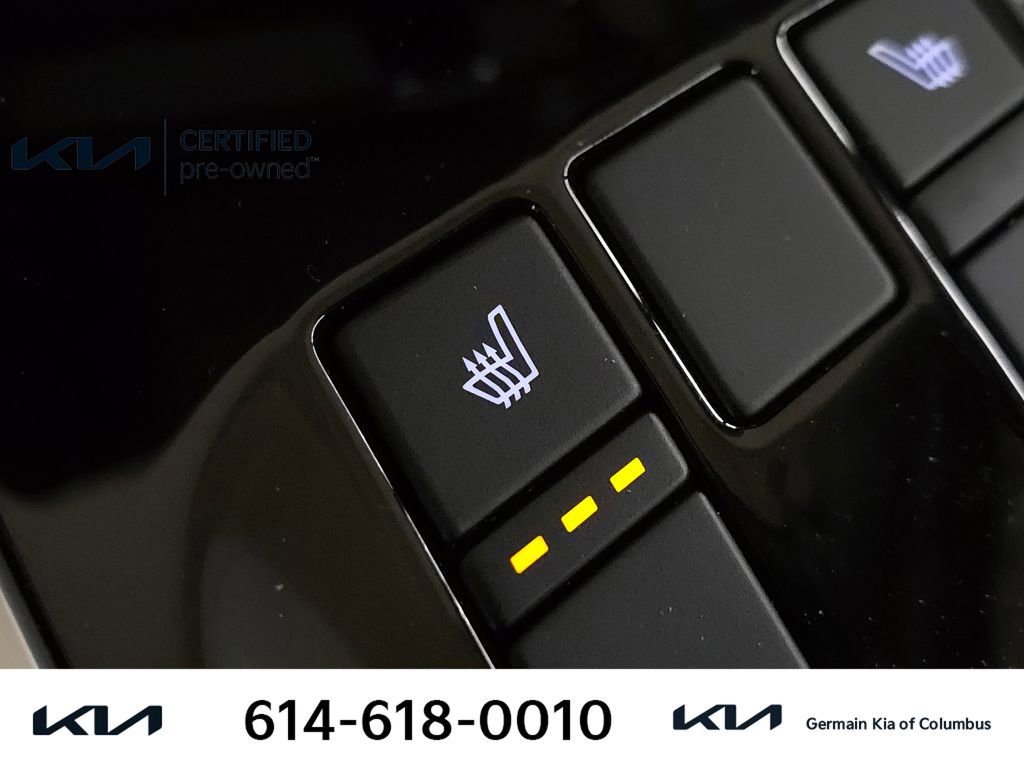 Certified 2025 Kia Sportage EX image 32