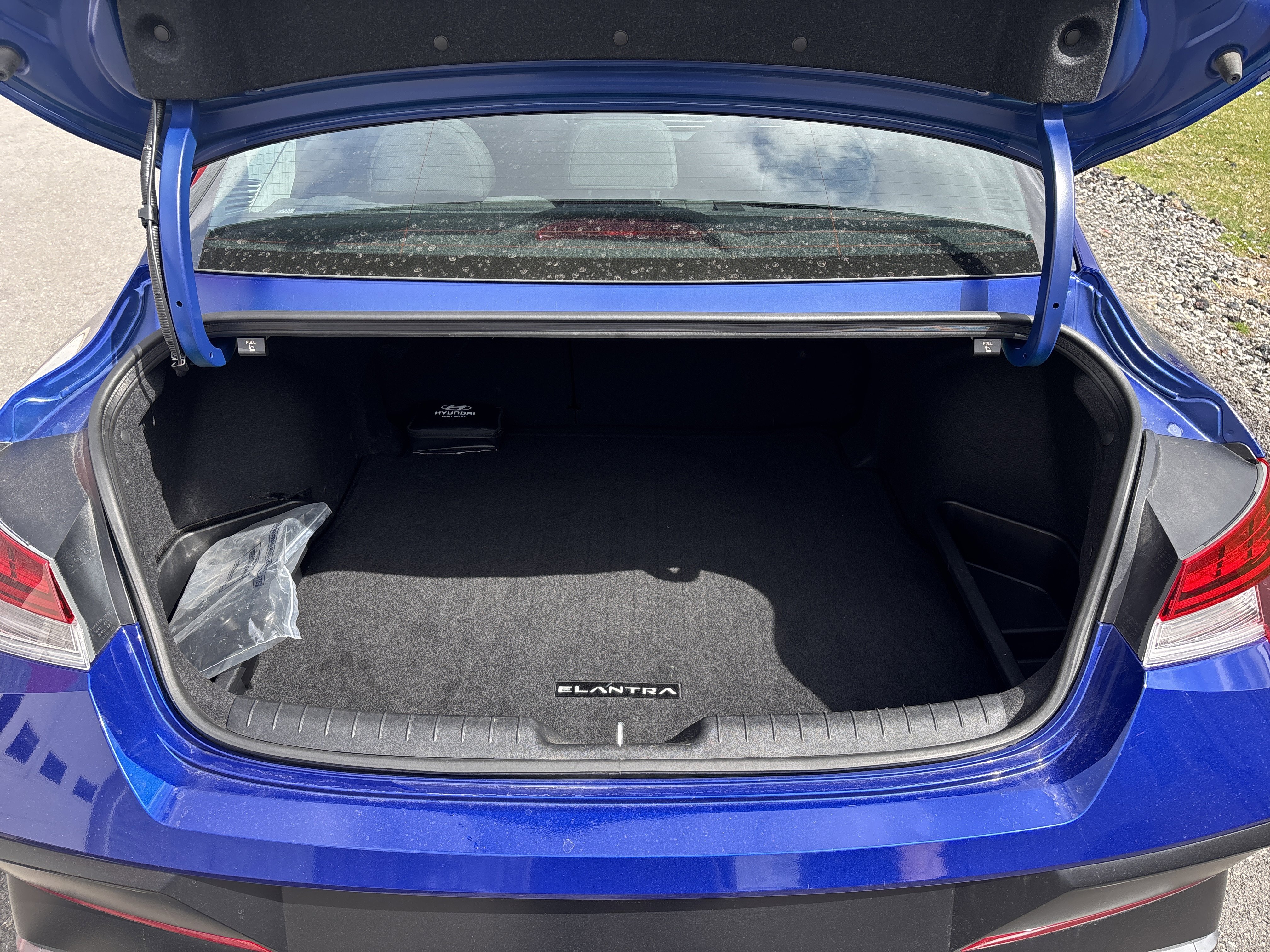 Used 2024 Hyundai Elantra SEL w/ Convenience Package image 5