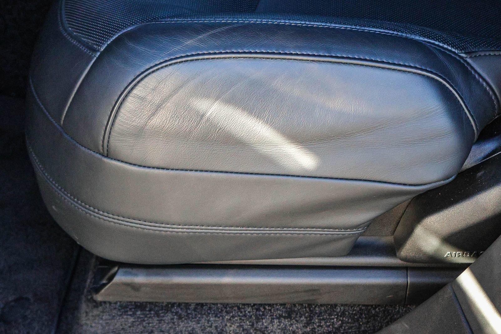 Certified 2023 Land Rover Range Rover SE image 32