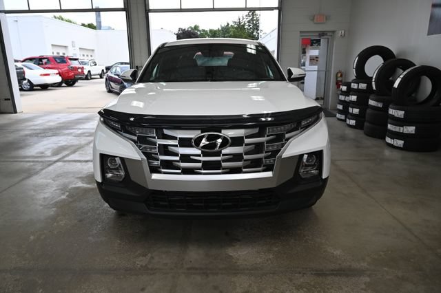 Used 2023 Hyundai Santa Cruz SEL AWD/4WD image 2