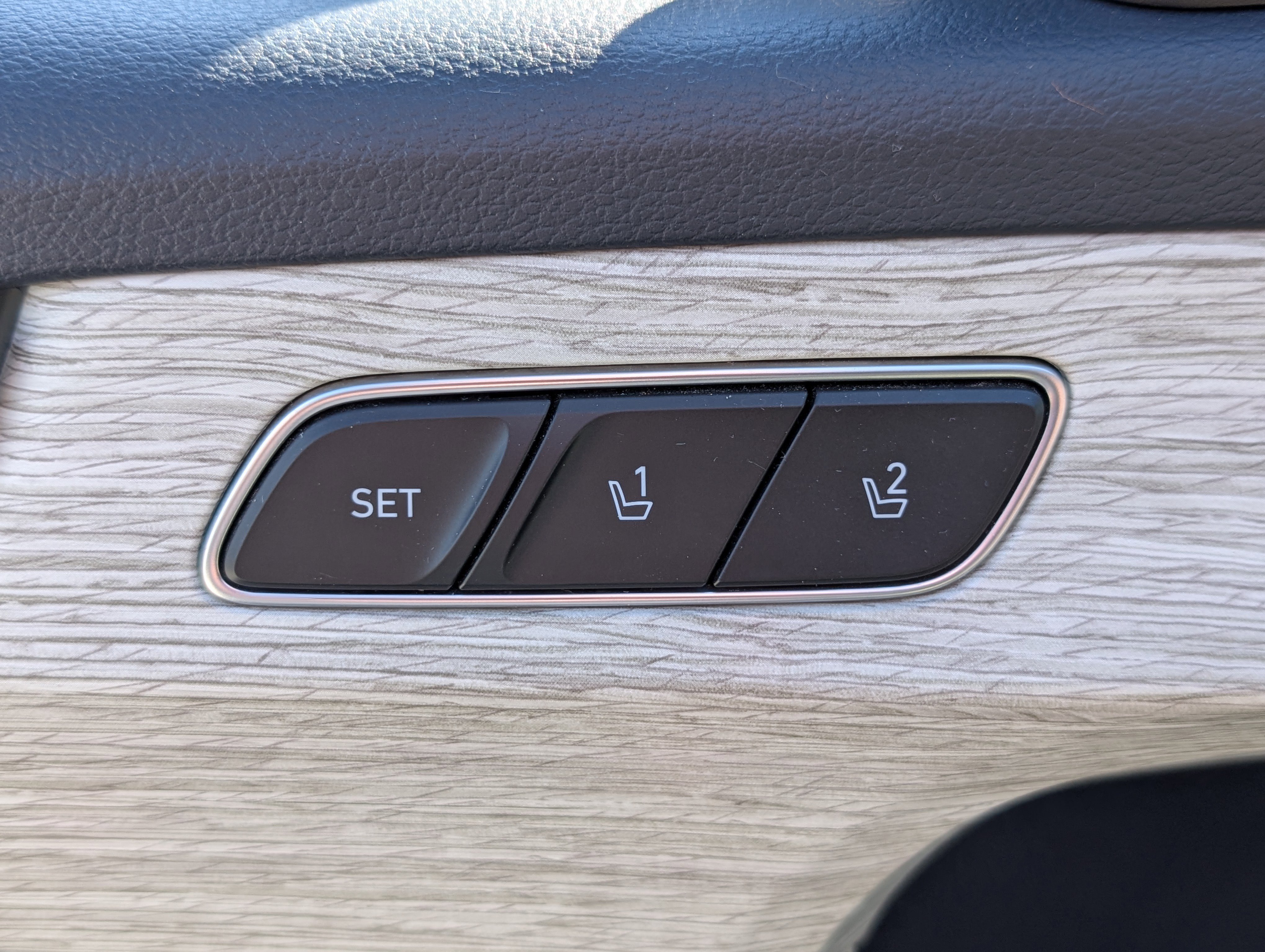 Used 2024 Hyundai Palisade Calligraphy image 21