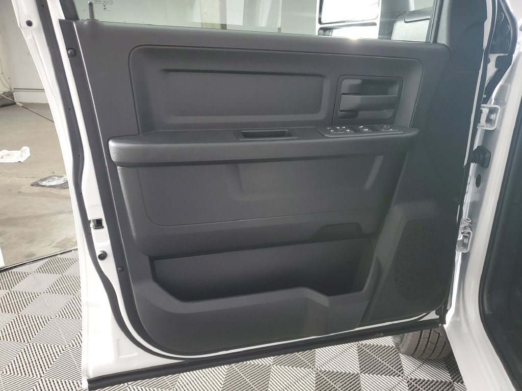 New 2026 RAM 3500 Tradesman RWD image 27