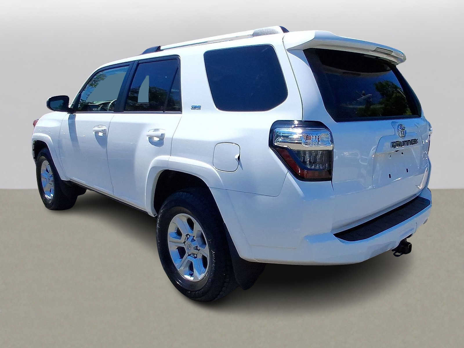 Used 2022 Toyota 4Runner SR5 RWD image 22