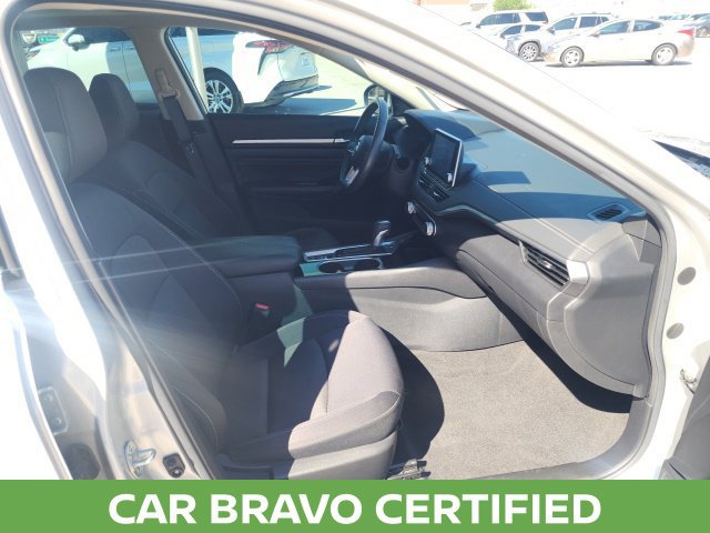 Used 2022 Nissan Altima 2.5 SV w/ SV Premium Package FWD image 26
