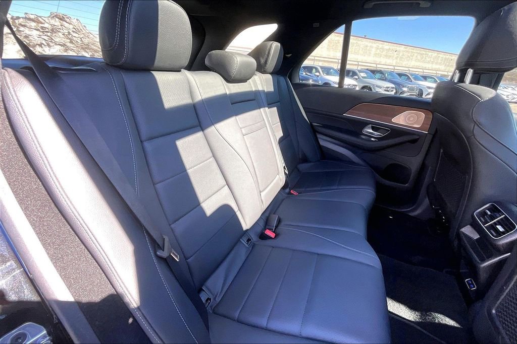 Certified 2025 Mercedes-Benz GLE 450 4MATIC image 19