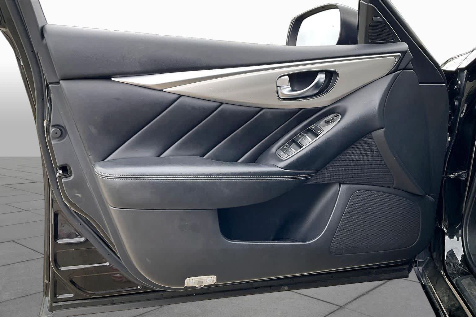 Used 2021 INFINITI Q50 Luxe RWD image 19