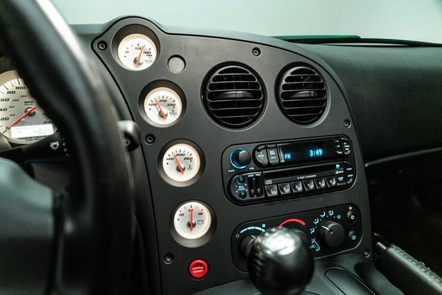 Used 2004 Dodge Viper SRT-10 RWD image 24